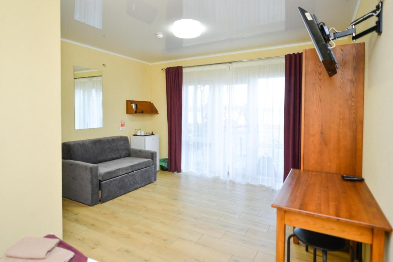Forest Hotel Polis'ke Exteriör bild