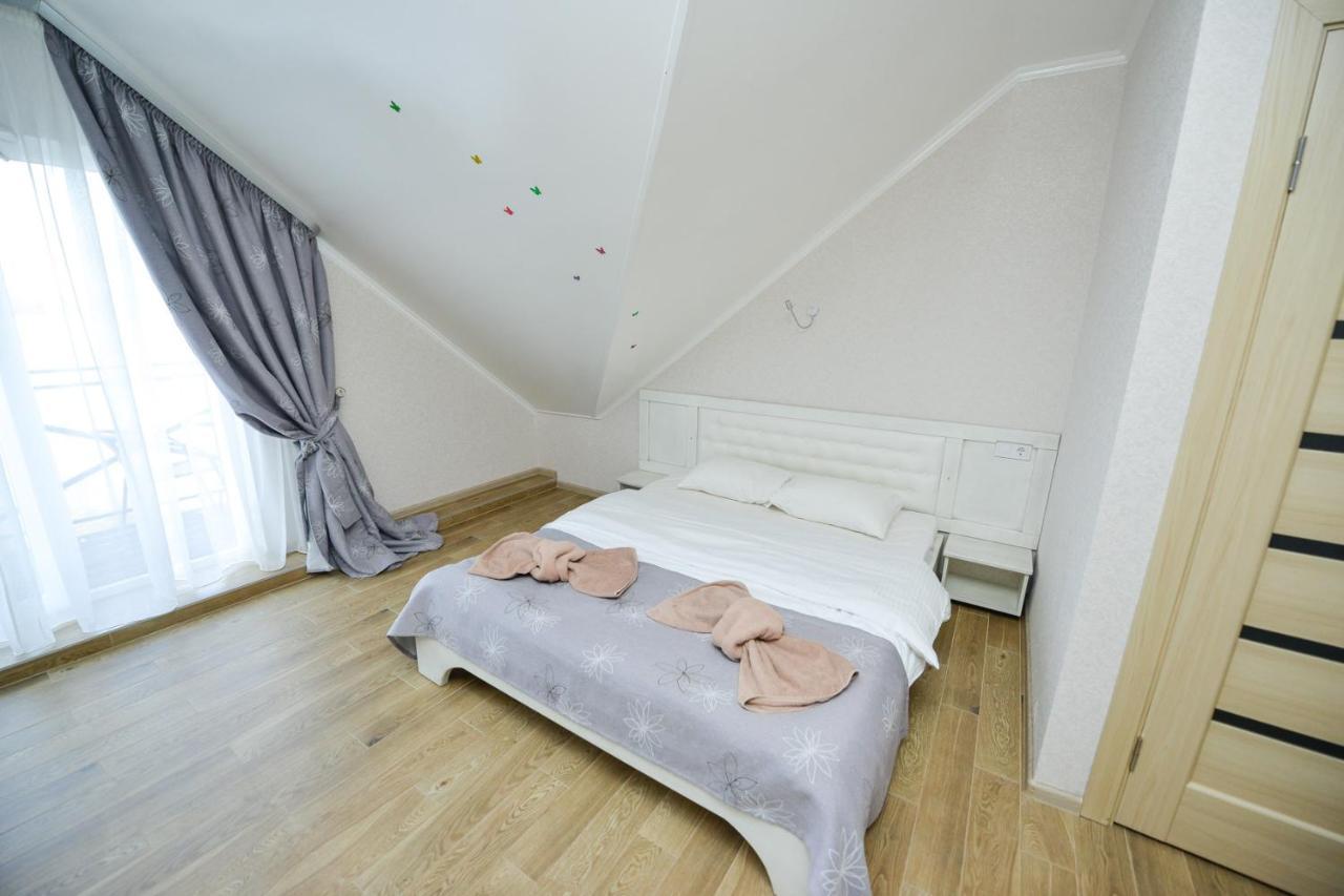 Forest Hotel Polis'ke Exteriör bild