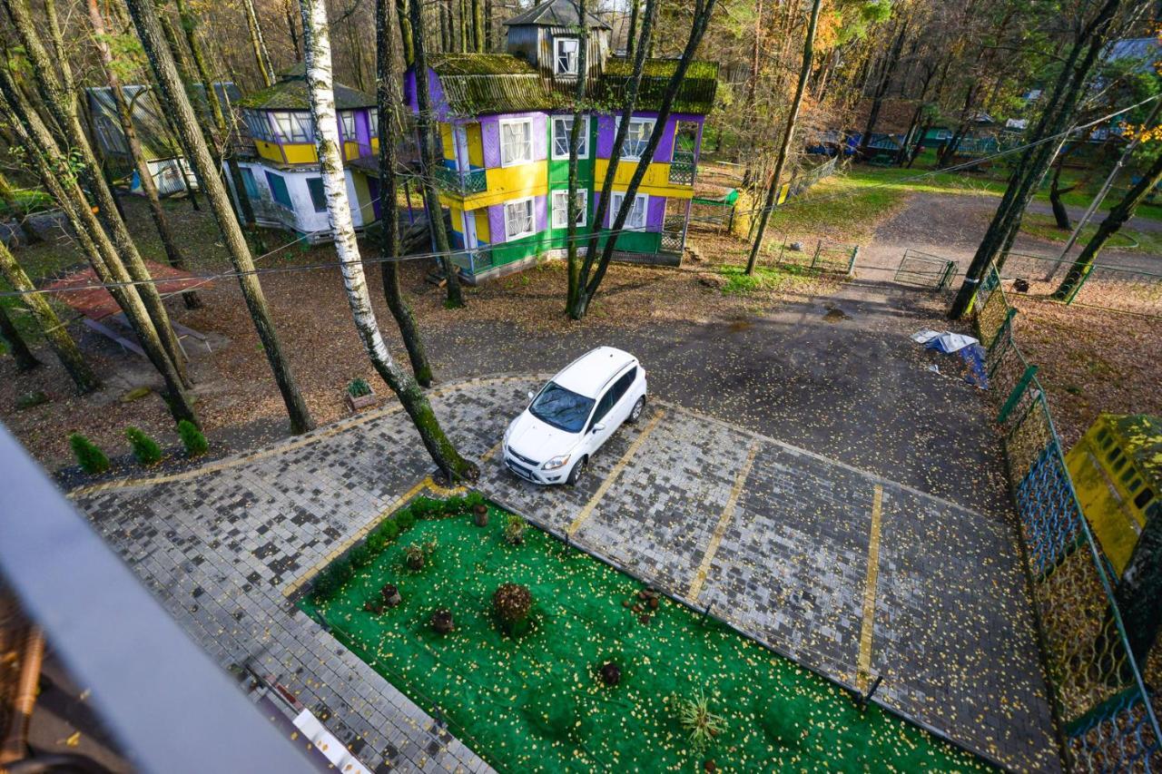 Forest Hotel Polis'ke Exteriör bild