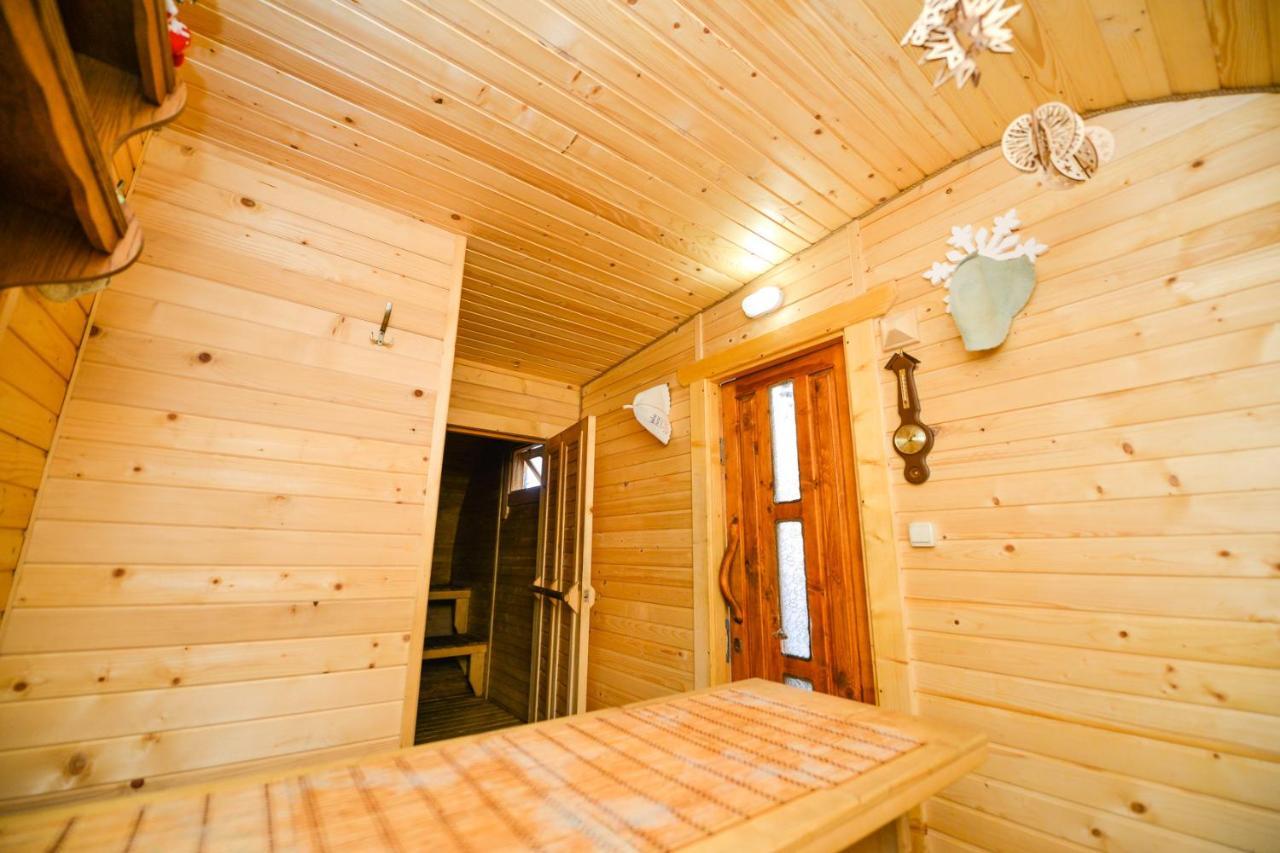 Forest Hotel Polis'ke Exteriör bild